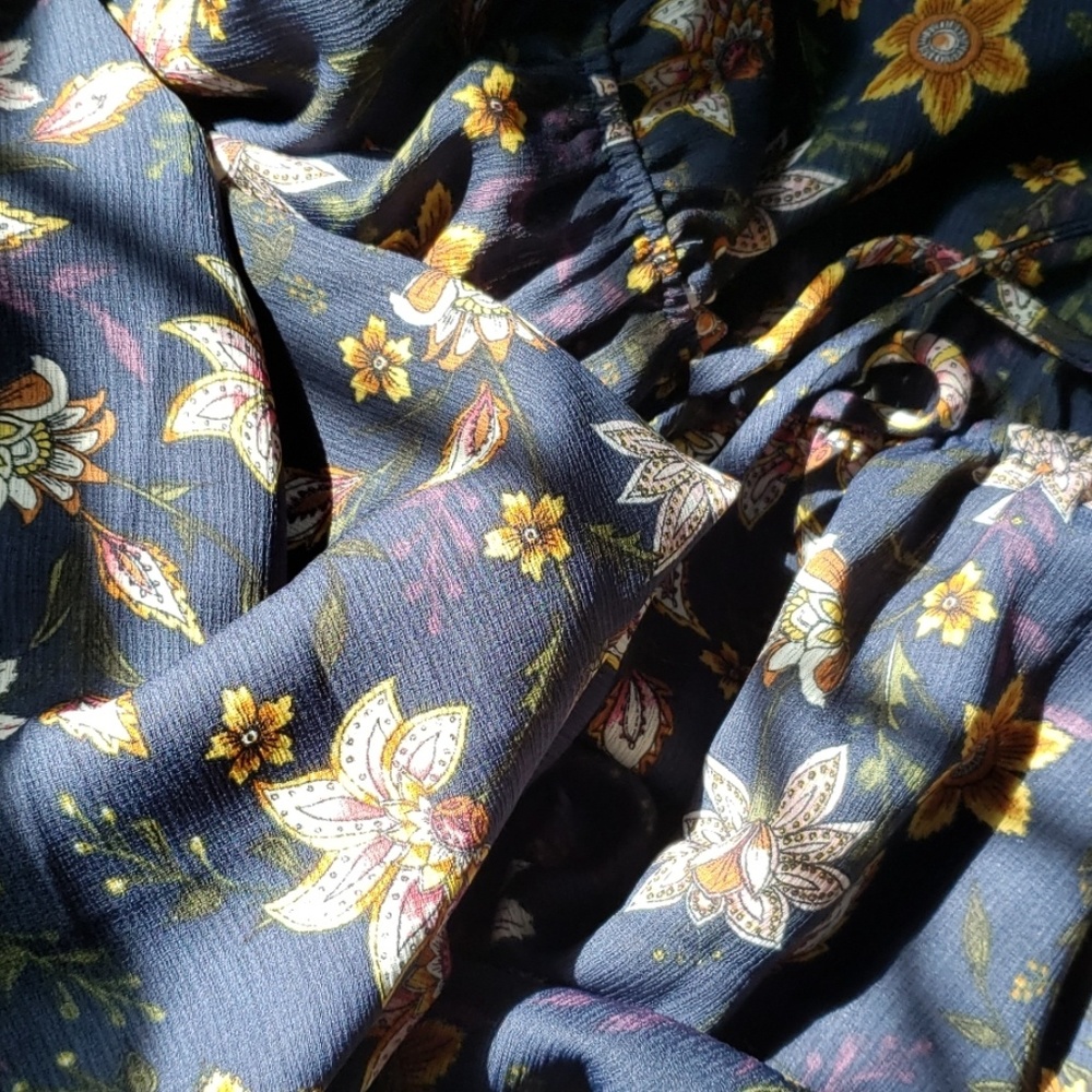 Flower dress - Picture 5 of 5